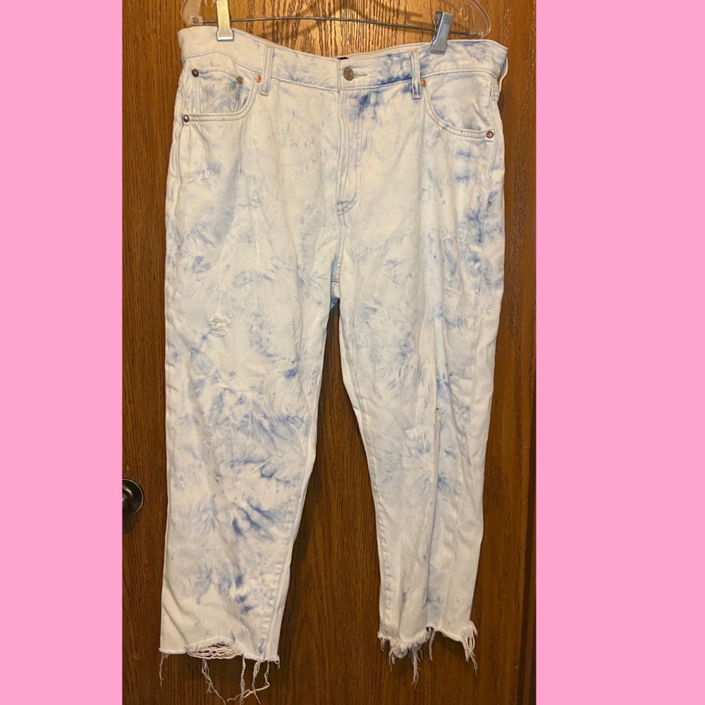 Mid Rise Destructed Boyfriend Jeans